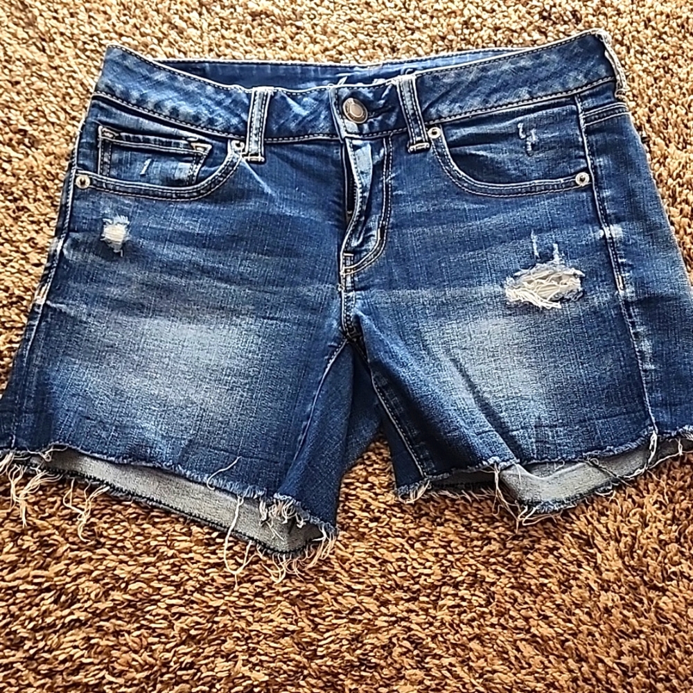 American Eagle Size 6 Shorts